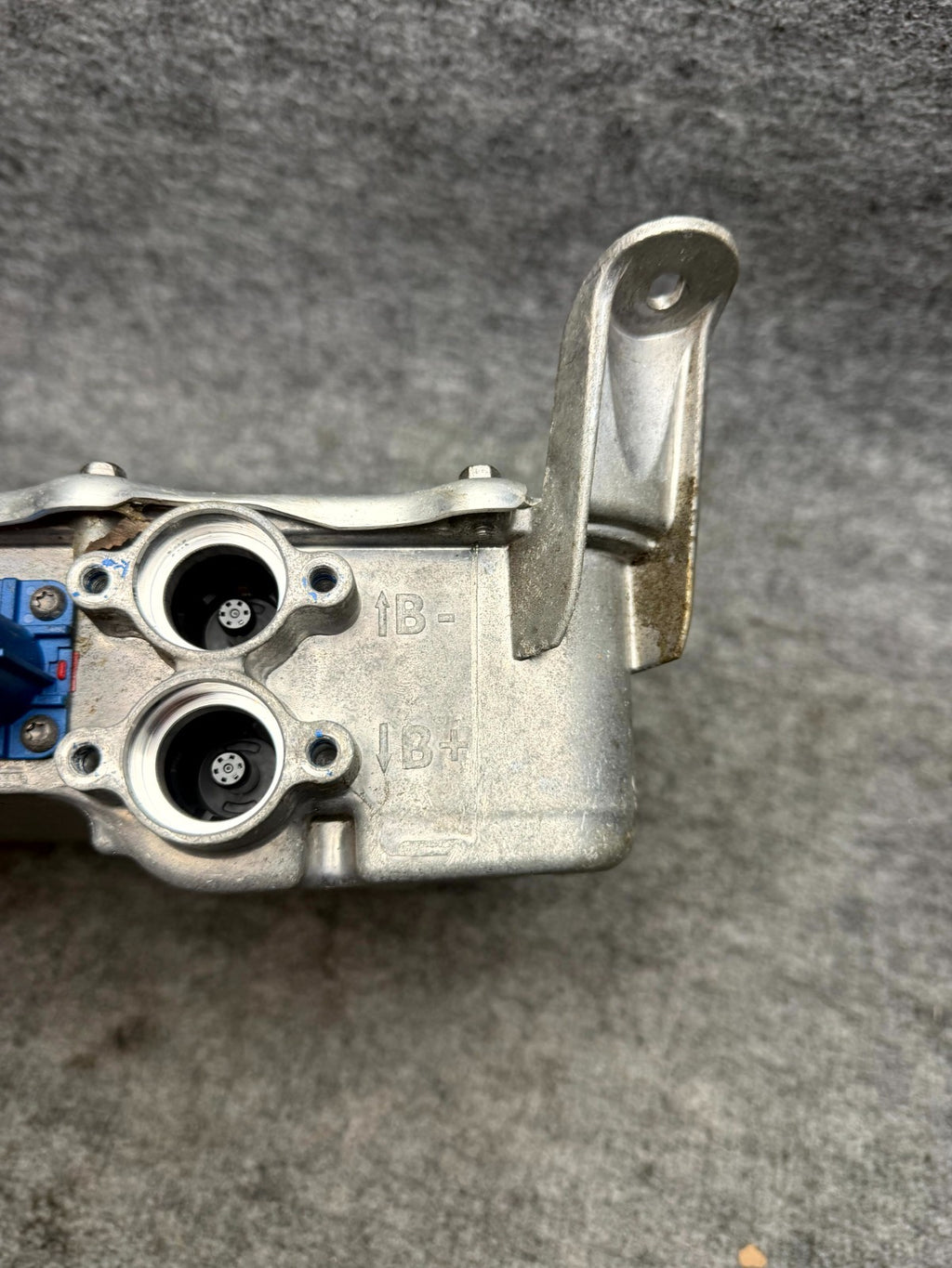 ♦️2016 - 2020 TESLA MODEL S FRONT HIGH VOLTAGE JUNCTION BOX OEM, 1059891-00-C