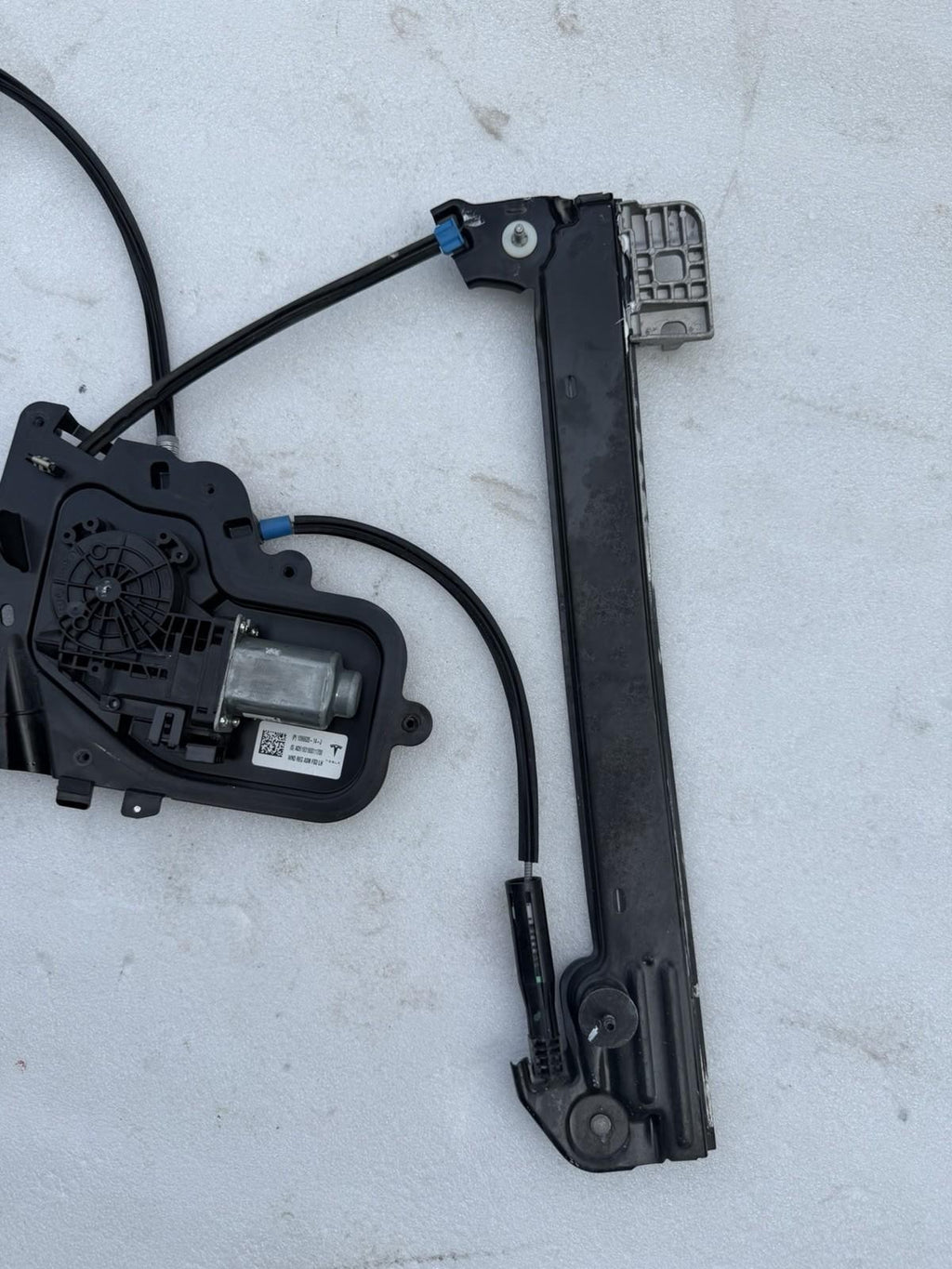 ♦️17-23 TESLA MODEL 3 FRONT LEFT DOOR WINDOW REGULATOR & MOTOR  OEM,1096620-14-J