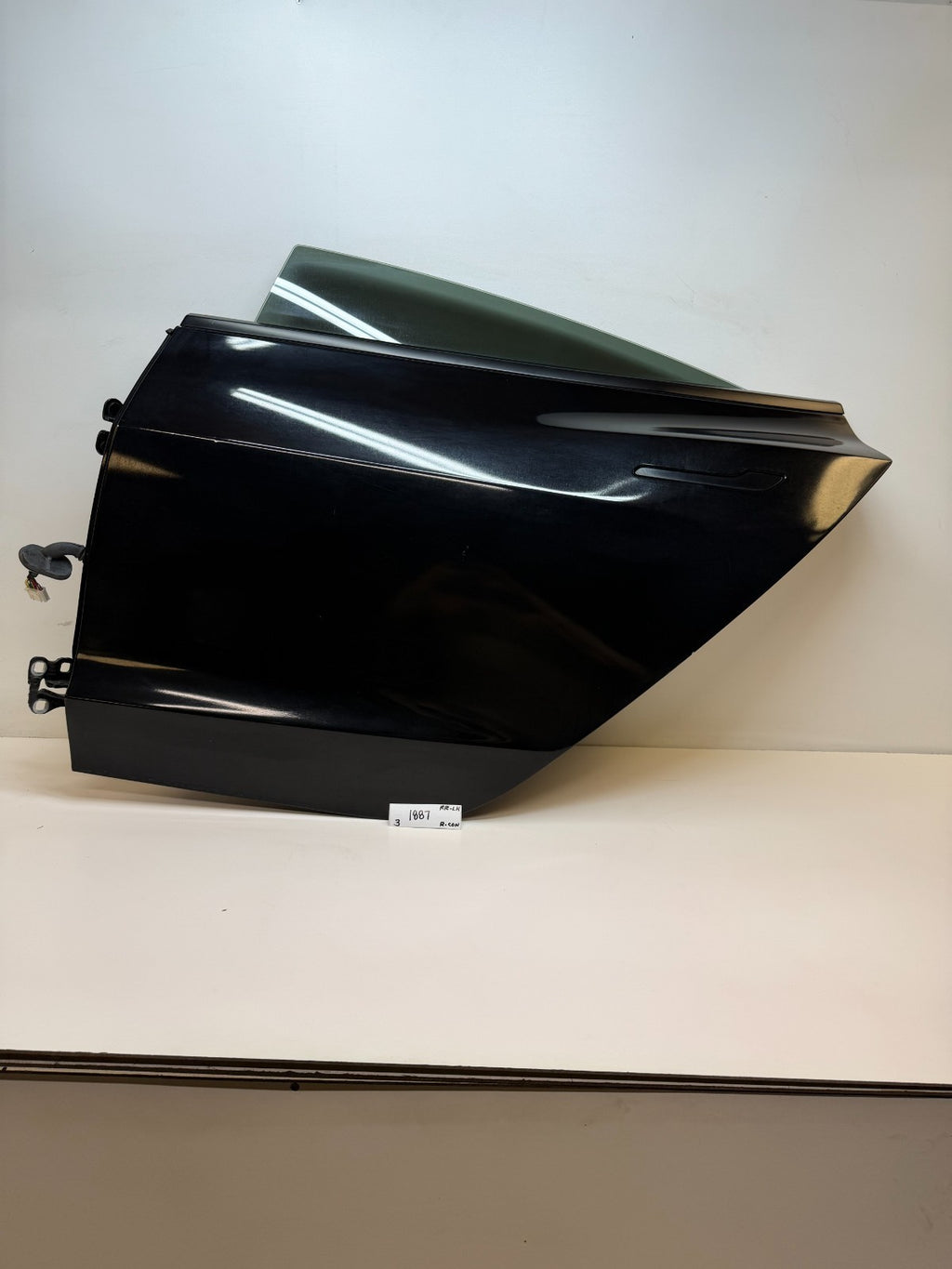 2017-2023 TESLA MODEL 3 REAR LEFT COMLETE DOOR ASSEMBLY