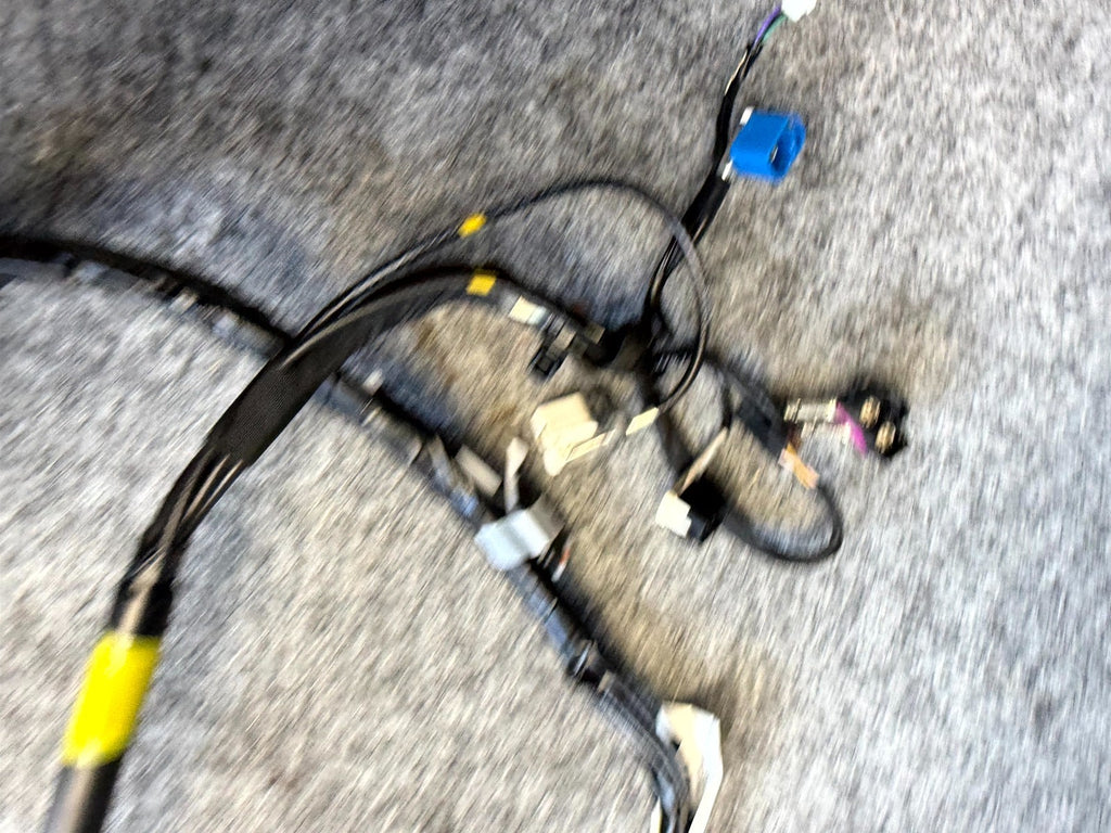 ♦️17-23 TESLA MODEL 3 FRONT WINDSHIELD CAMERA WIRING HARNESS OEM, 1068787-00-E