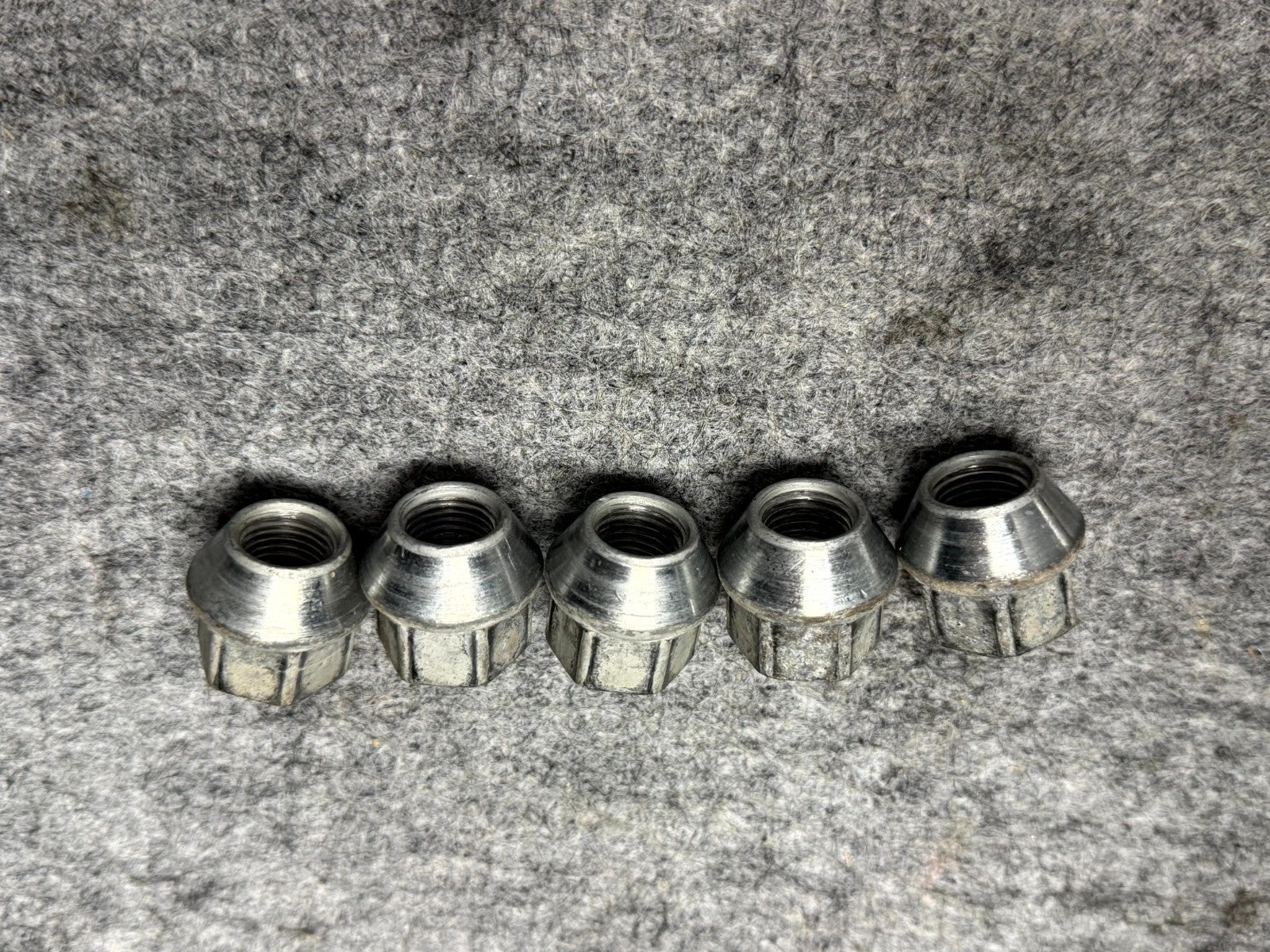 ♦️2017 - 2023 TESLA MODEL 3 Y WHEEL RIM LUG NUT BOLT CAP COVER SET OF 5 OEM