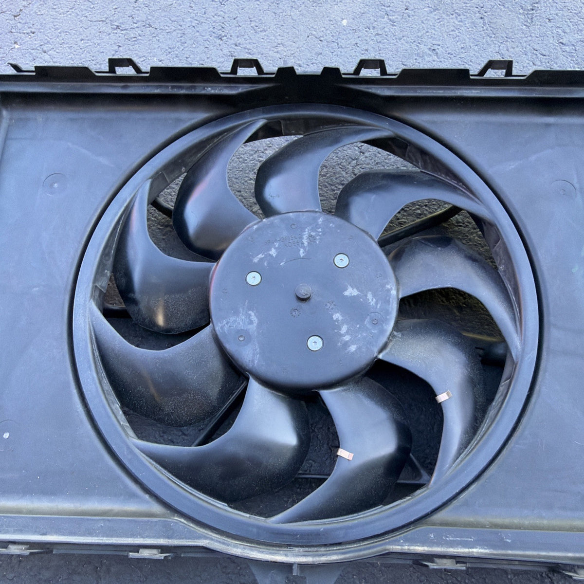 TESLA MODEL Y 3 RADIATOR FAN 2020 2021 2022 2023 2024 1494179-00-B ORIGINAL OEM