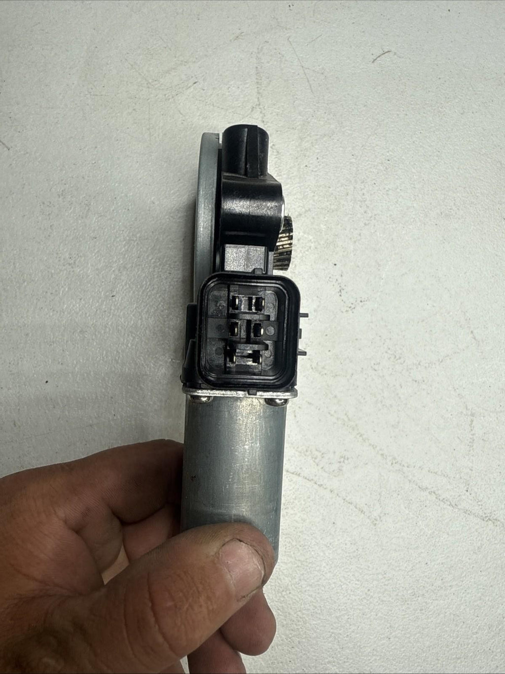 2012-2020 TESLA MODEL S RIGHT SIDE PANORAMIC SUNROOF MOTOR OEM, JN-658VD