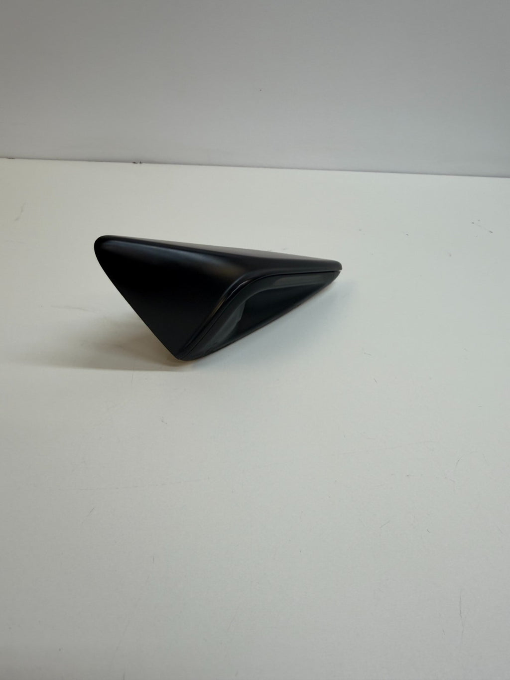 2024-2026 TESLA MODEL 3/Y LEFT DRIVER SIDE PARKING CAMERA 1820734-00-D