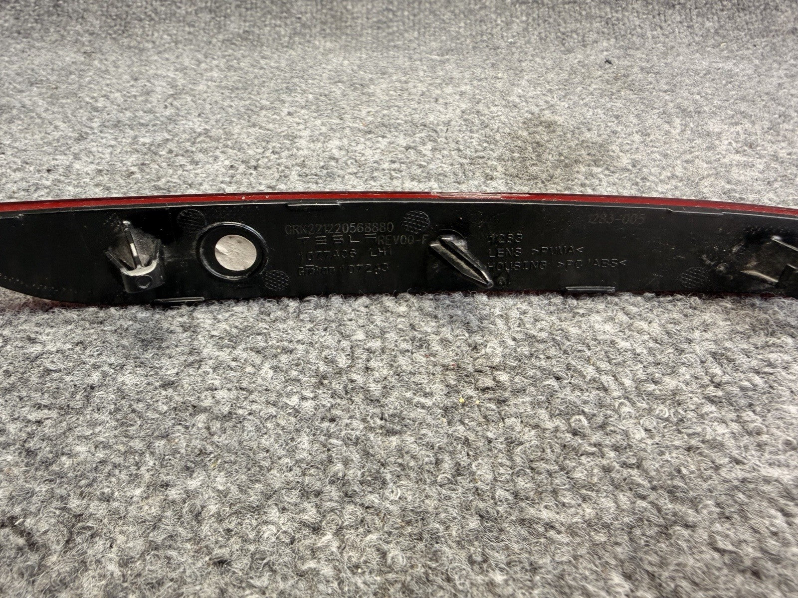 OEM 17-24 Tesla Model 3 Bumper Lamp ASY Rear Reflector Left Side- 1077406