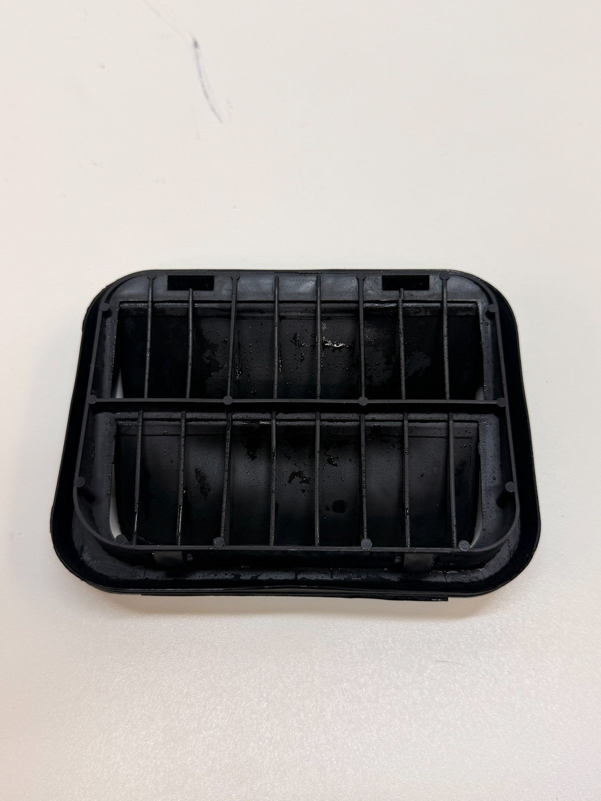 2012-2020 Tesla Model S Rh / Lh Rear Body Ventilation Grille 2F2A-B280B62-AB