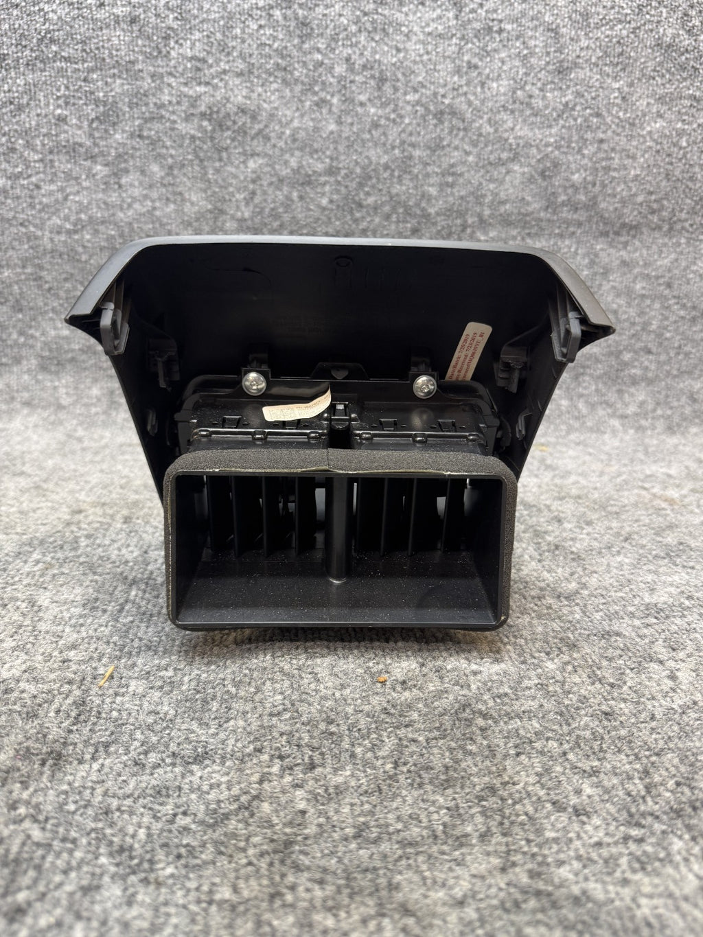 17 - 23 TESLA MODEL 3 REAR CENTER AIR VENT GRILL COVER & USB HUB OEM, 112170000C