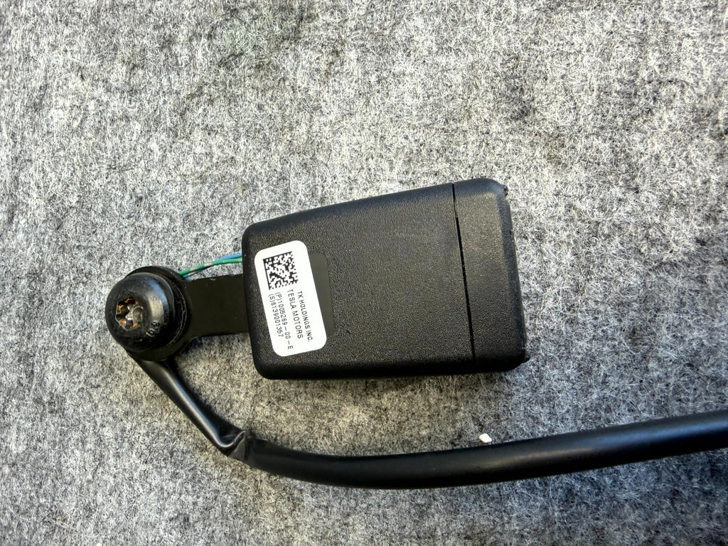 ♦️2012 - 2020 TESLA MODEL S REAR SEAT BELT BUCKLE ASSEMBLY OEM, 1005269-00-E