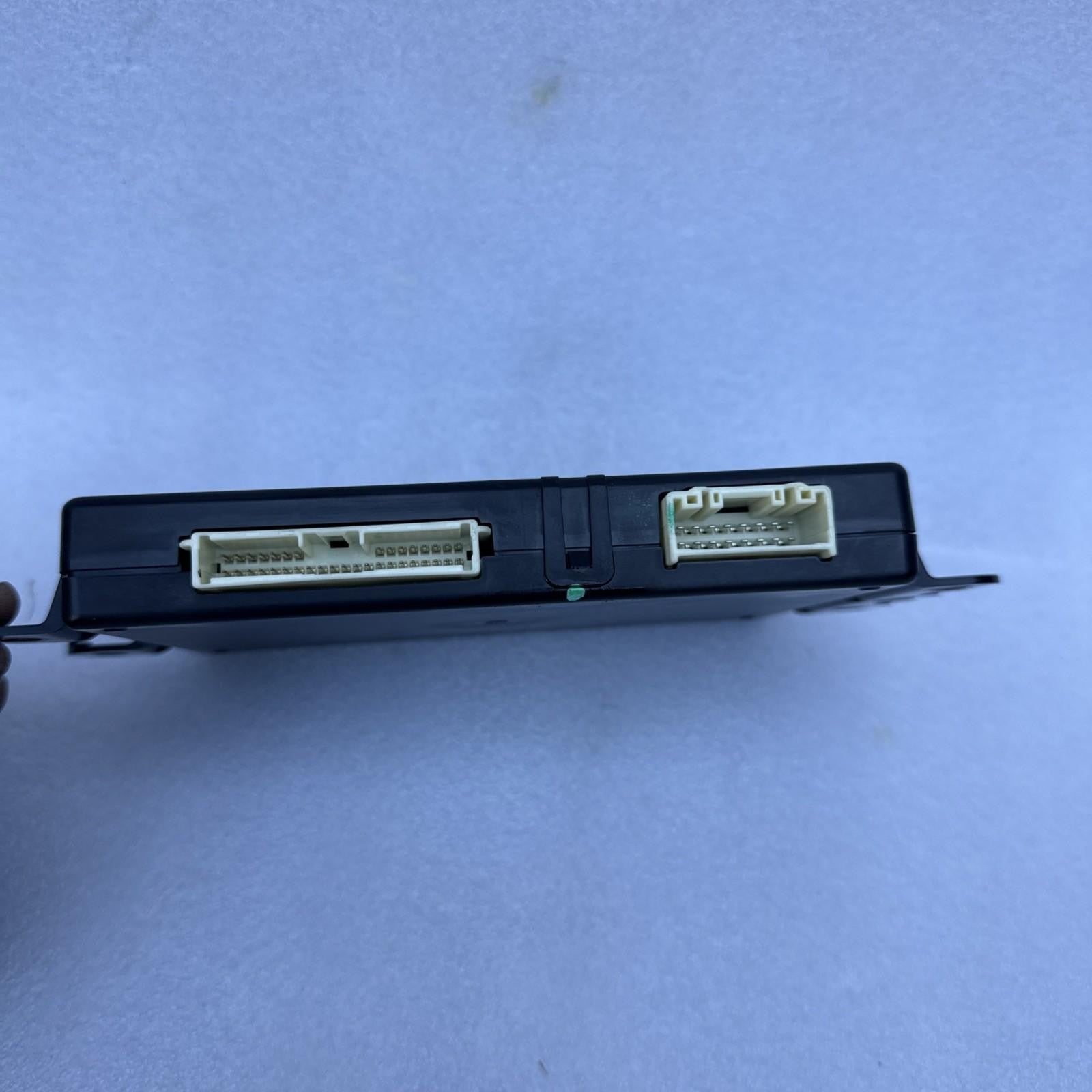 2016-2020 Tesla Model S Air Suspension Control Module Unit ECU OEM, 1060989-03-B