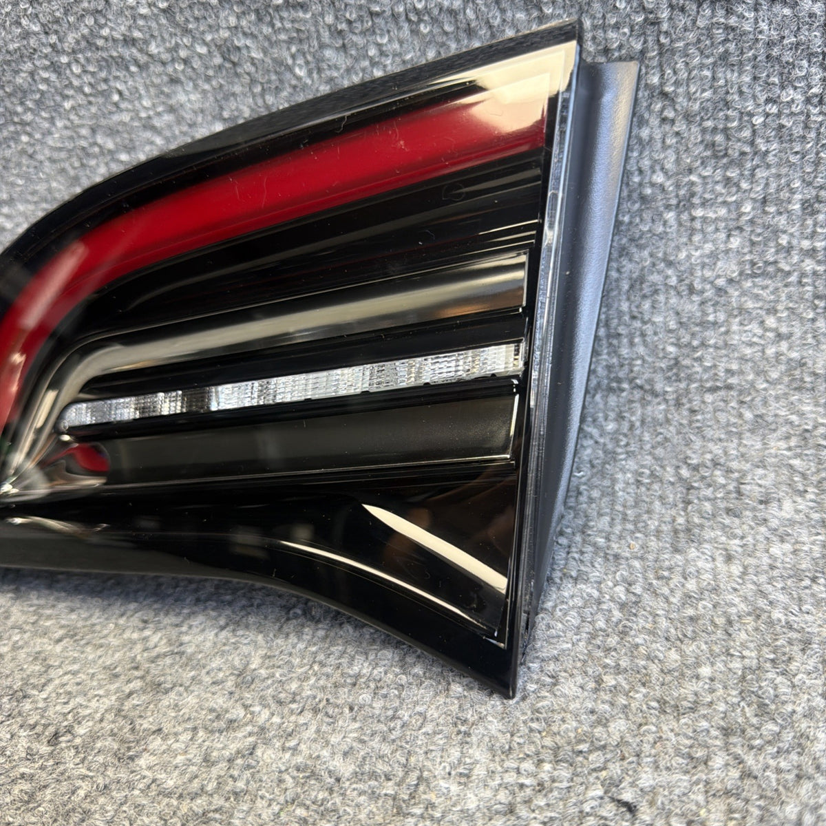 3Pin For 2017-2020 Tesla Model 3 Right Passenger Side LED Inner Trunk Tail Light