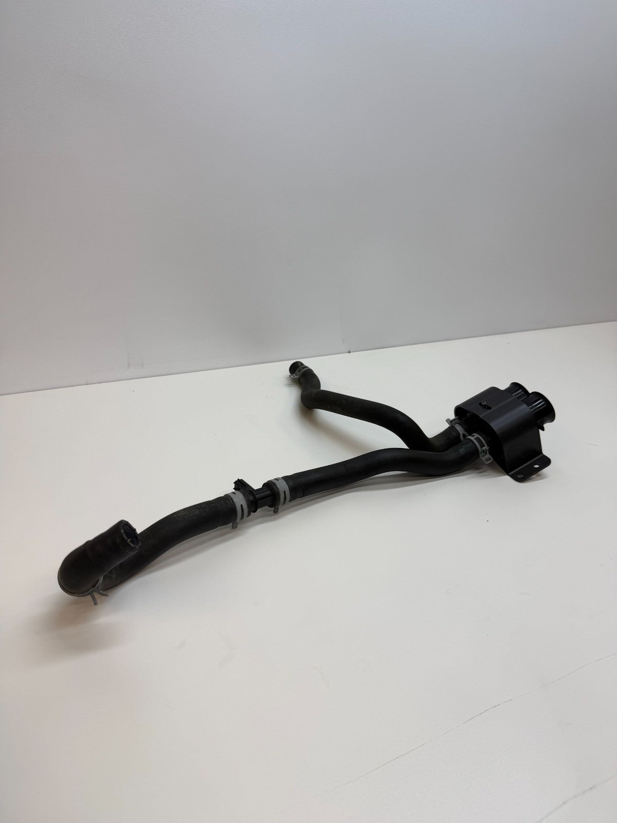 2012-20 Tesla Model S Rapidmate Battery Coolant Dry Break Connector 1003117-00-H