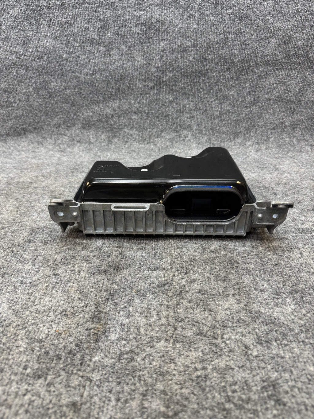 20-24 TESLA MODEL Y FRONT CONTROLLER BODY COMPUTER CONTROL MODULE OEM 149732700C