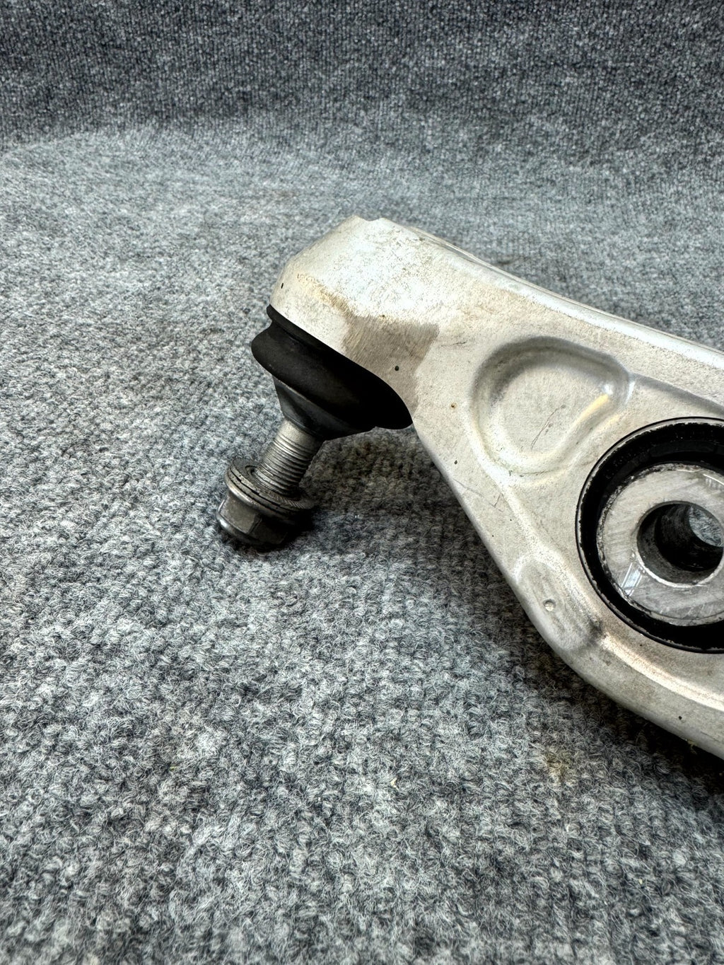 2017 - 2023 TESLA MODEL 3 FRONT RIGHT / LEFT LOWER CONTROL ARM OEM, 1044341-00-D