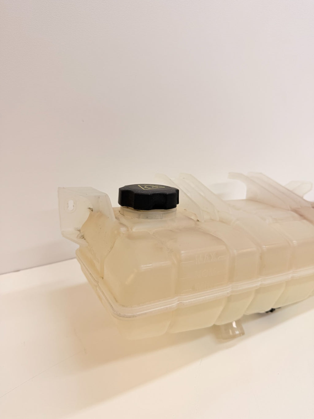2012-2020 Tesla Model S X Coolant Reservoir Bottle Tank Assembly 1036124-00-D