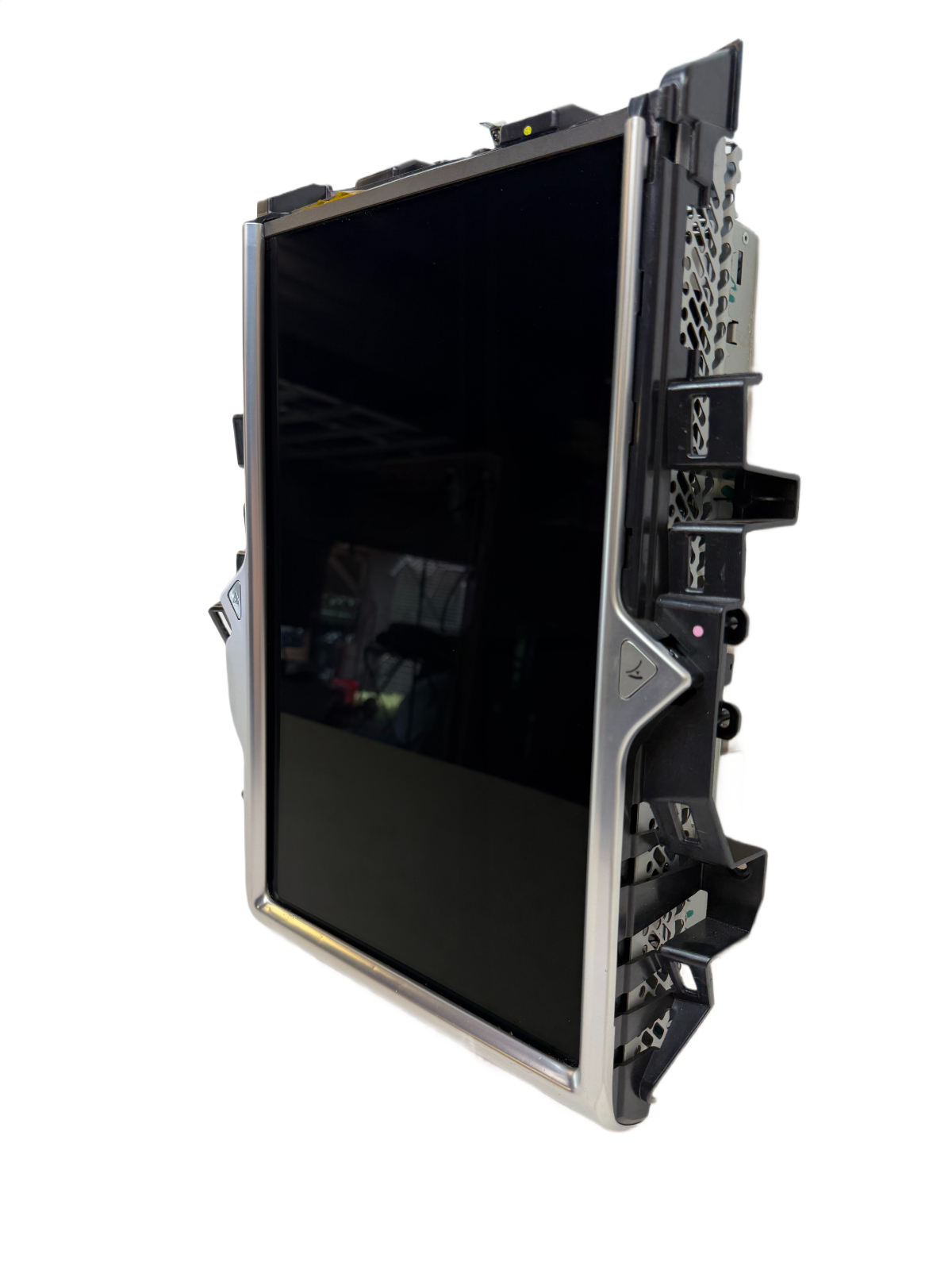 2016-2020 Tesla Model S Touch Screen Media Control Unit 1045006-00-D