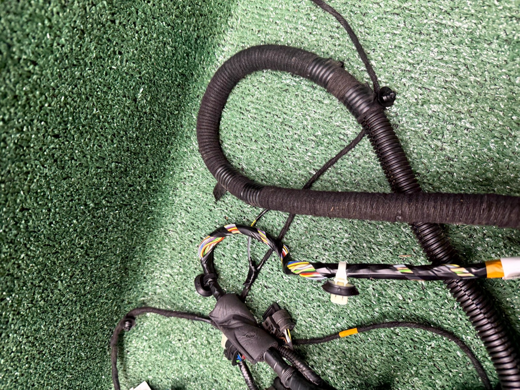 ♦️20-24 TESLA MODEL Y FRONT RIGHT DOOR WIRING HARNESS CABLE WIRE OEM, 1489052-00