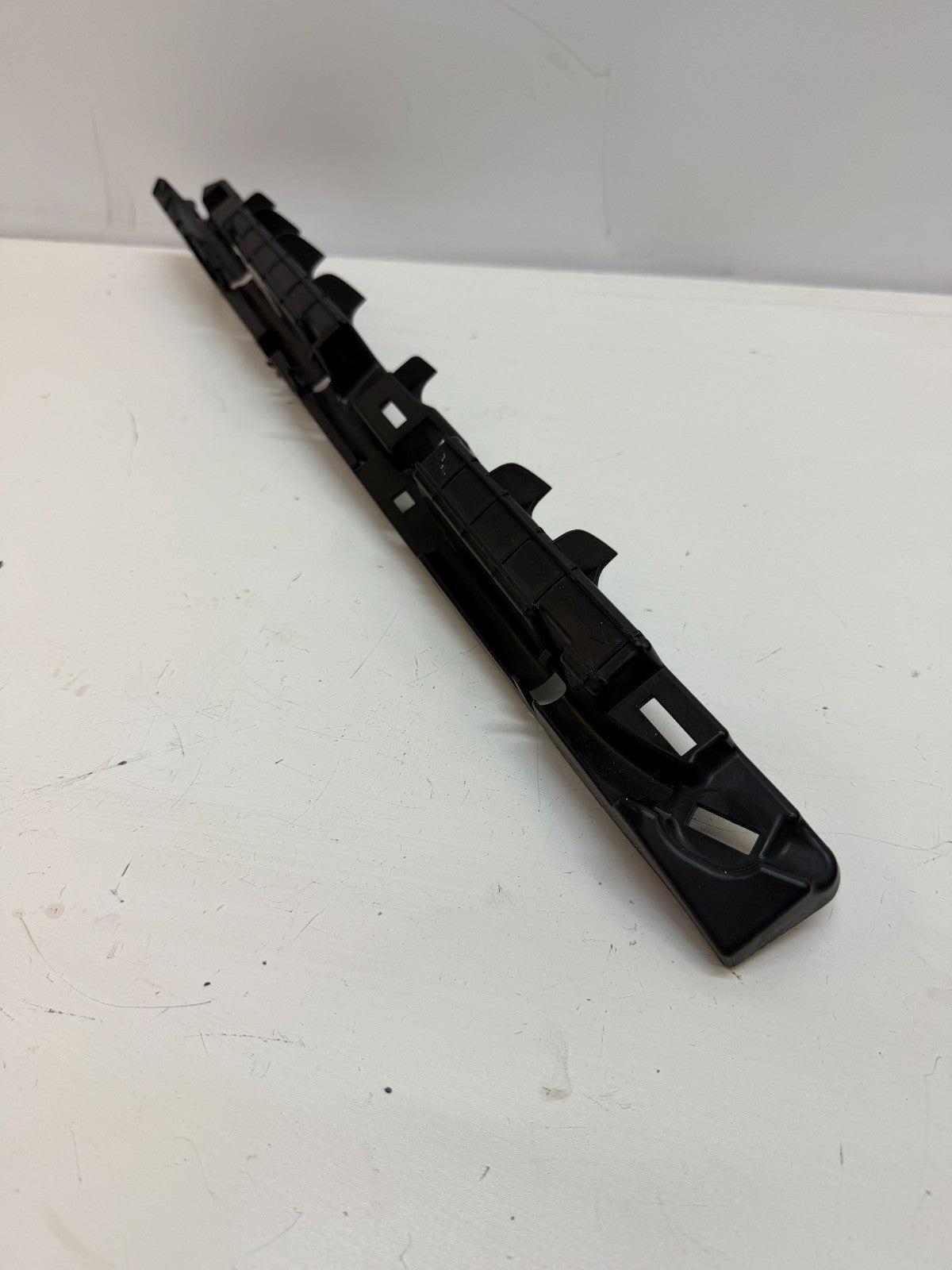 2020-2024 Tesla Model Y Front Right Bumper A-Lower 12V Bracket 1521705-00-C