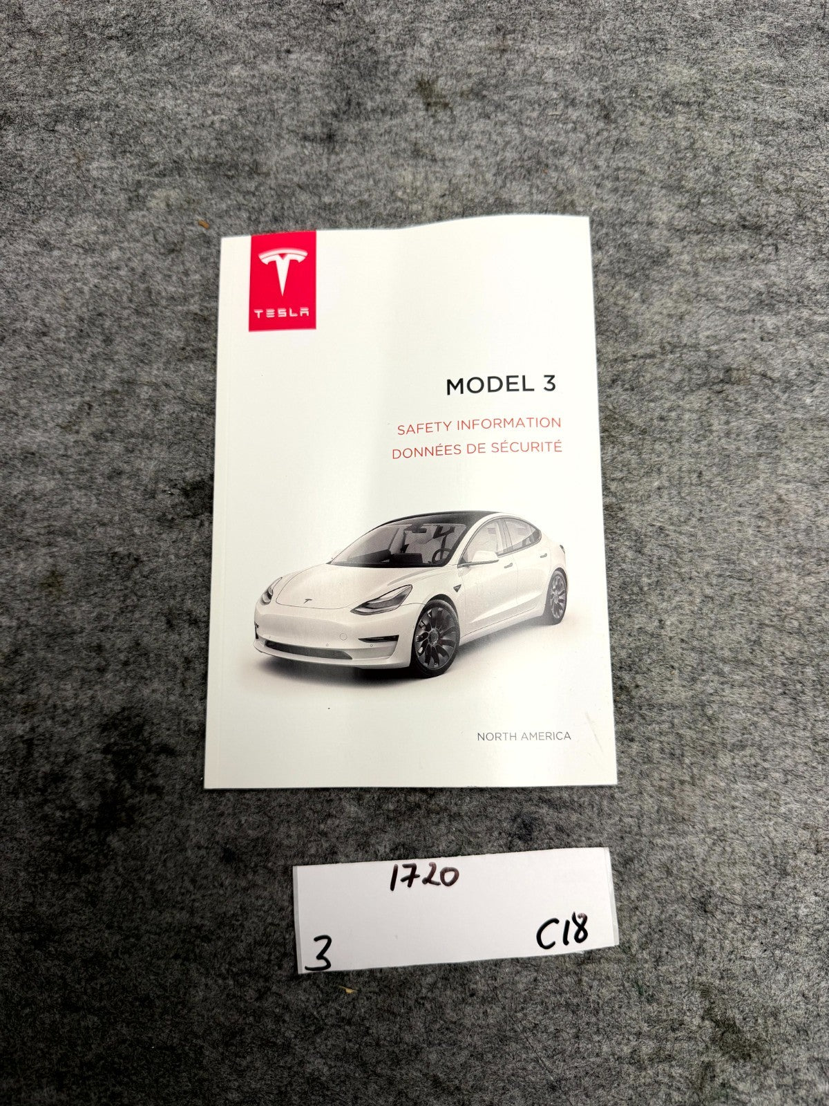 2018 TESLA MODEL 3 SAFETY INFORMATION OWNERS MANUAL BOOKLET OEM, 1129789-00-D