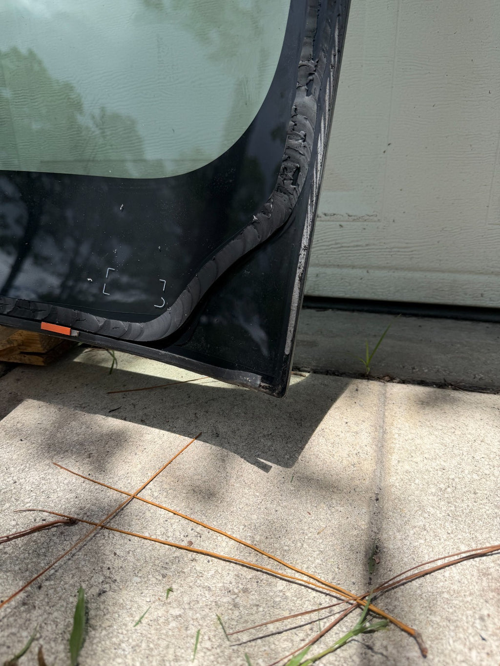 2017-2020 Tesla Model 3 Front Windshield Glass Wind Screen 1466270-00-C