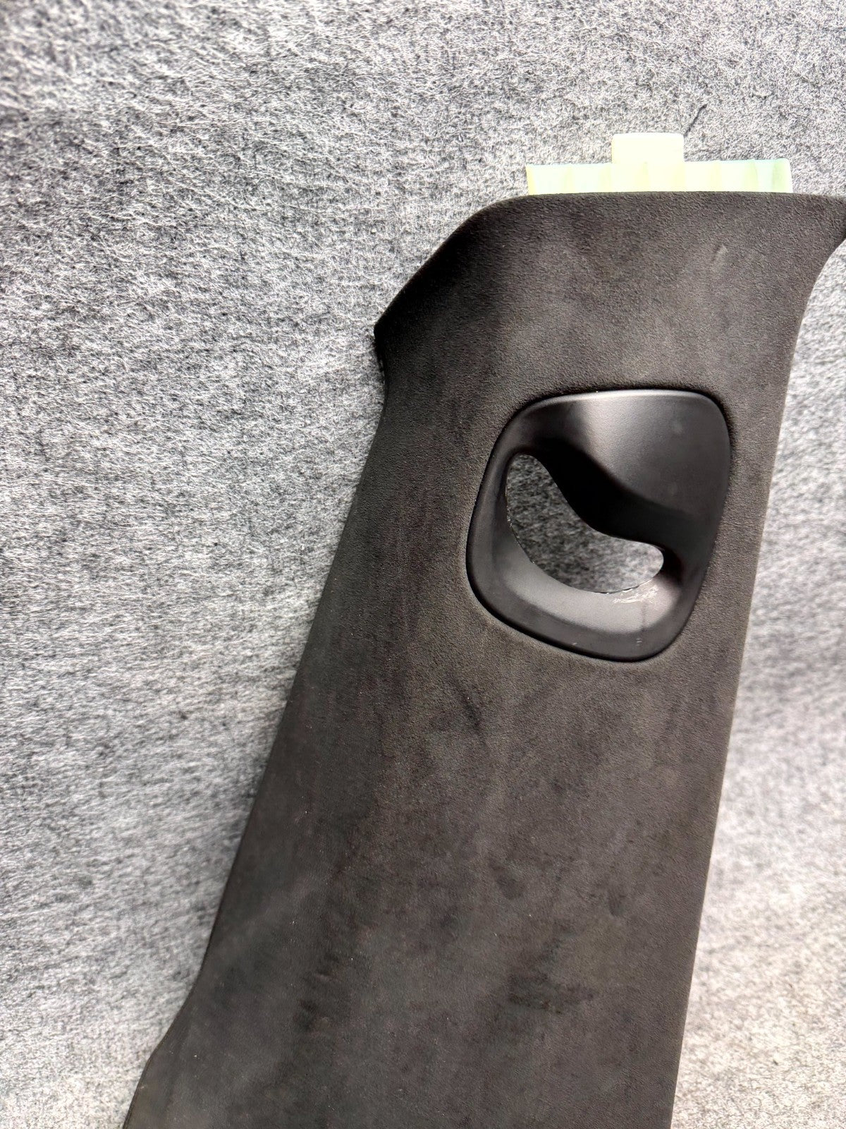 ♦️2012 - 2020 TESLA MODEL S RIGHT SIDE B-PILLAR TRIM COVER OEM, 1021613-02-A