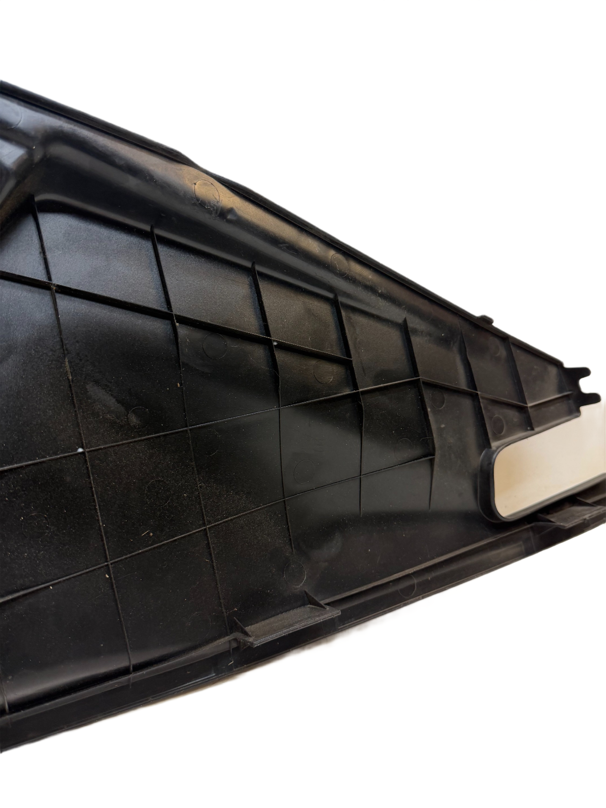 2012-2016 Tesla Model S Front Right Underhood Apron OEM 1006328-00-E