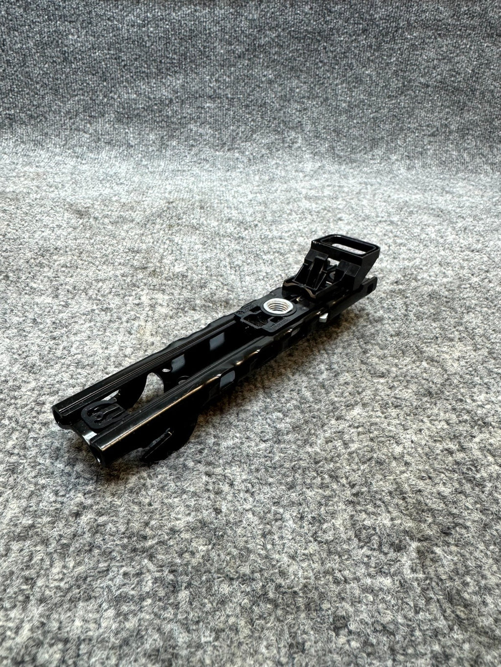 17-23 TESLA MODEL 3 FRONT LEFT/RIGHT SEAT BELT HEIGHT ADJUSTER OEM, 1068130-01-B