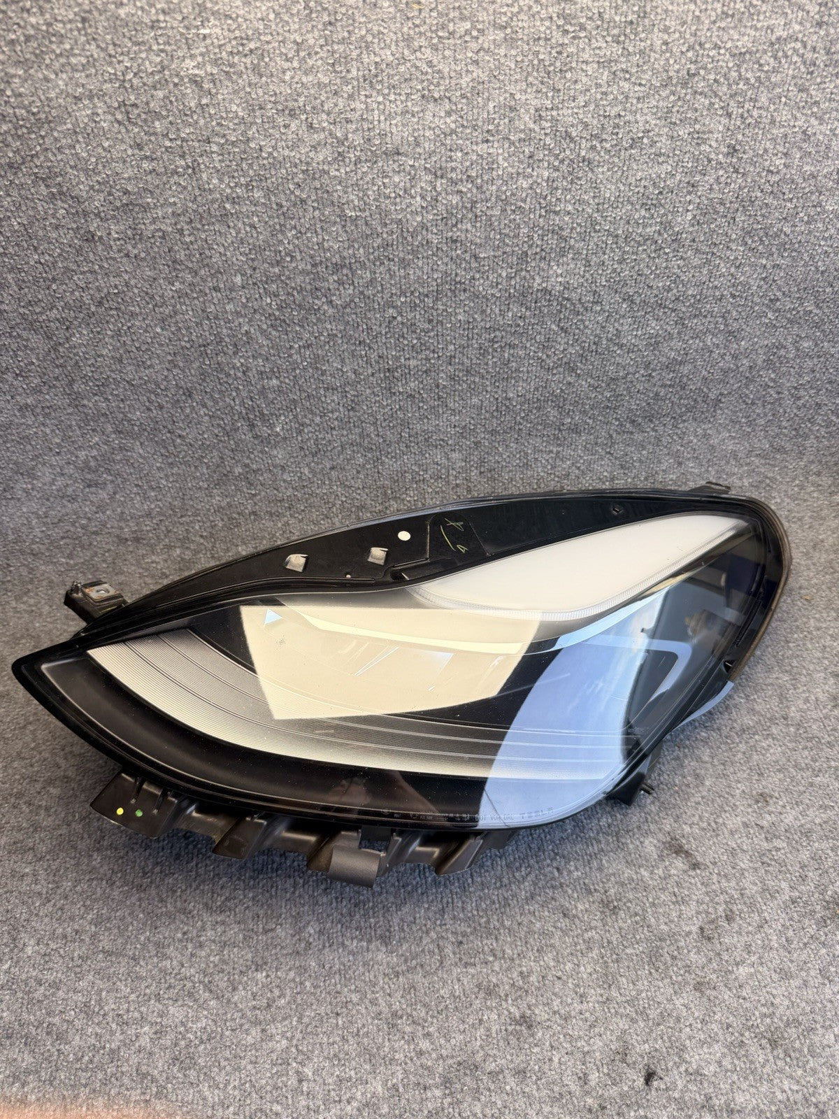 2021-2023 TESLA MODEL 3 HEADLIGHT LEFT DRIVER LED 1514952-00-D OEM
