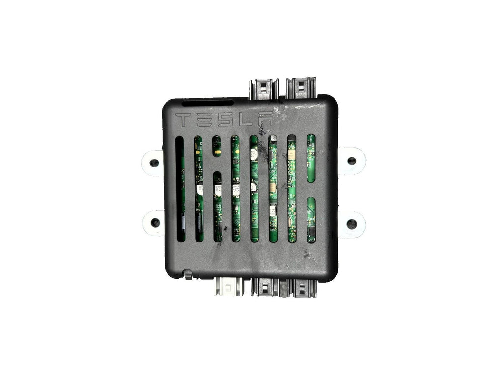 2016 - 2020 Tesla Model X Usb Hub W/ Wifi Control Module OEM, 1042829-00-F