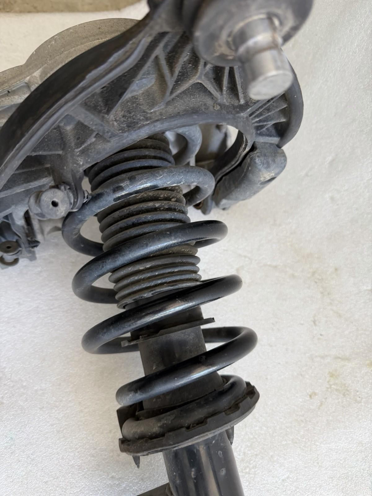 ♦️17-23 TESLA MODEL 3 FRONT LEFT SHOCK STRUT COIL SPRING ASSEMBLY OEM,104436400E