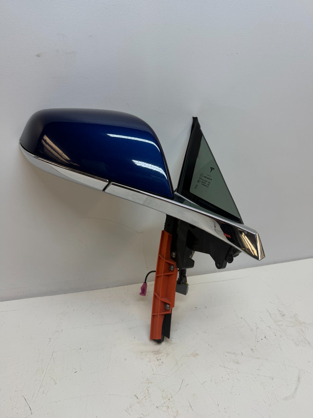 2012-2020 Tesla Model S Front Right Exterior View Door Mirror 1041318-00-F