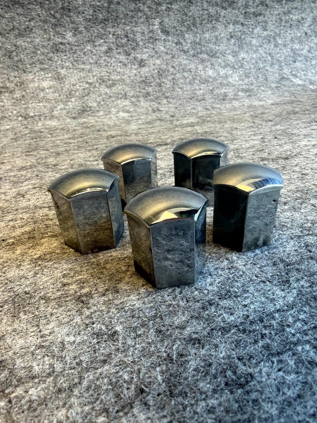 ♦️2017-2023 TESLA MODEL 3 WHEEL RIM LUG NUT BOLT CAP COVER SET OF 5 OEM