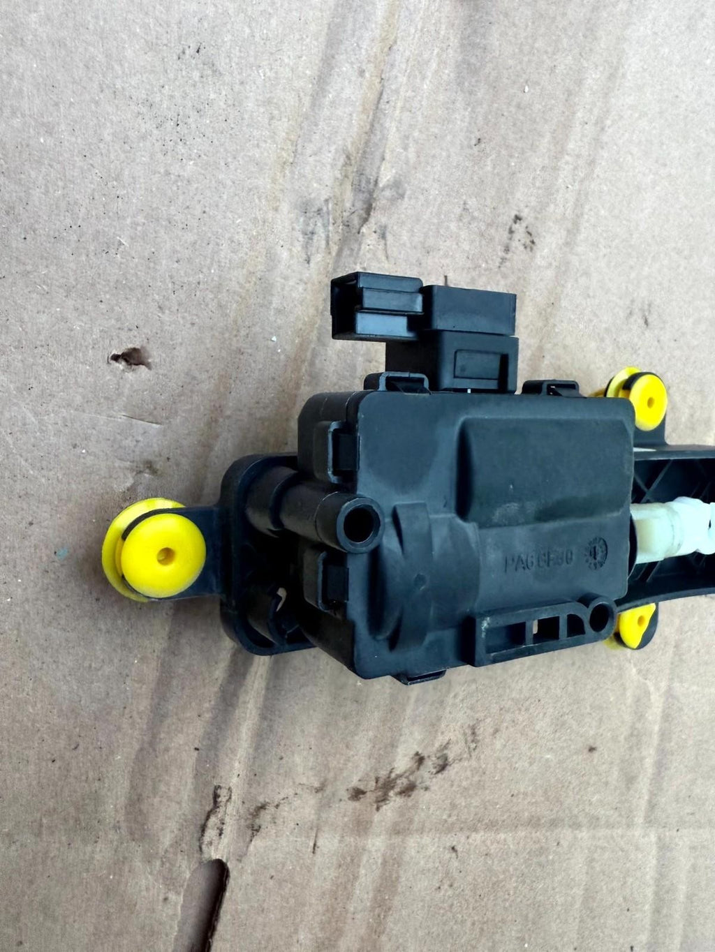 ♦️16-23 Tesla Model X Front Left Side Door Lock Latch Actuator OEM, 111533200
