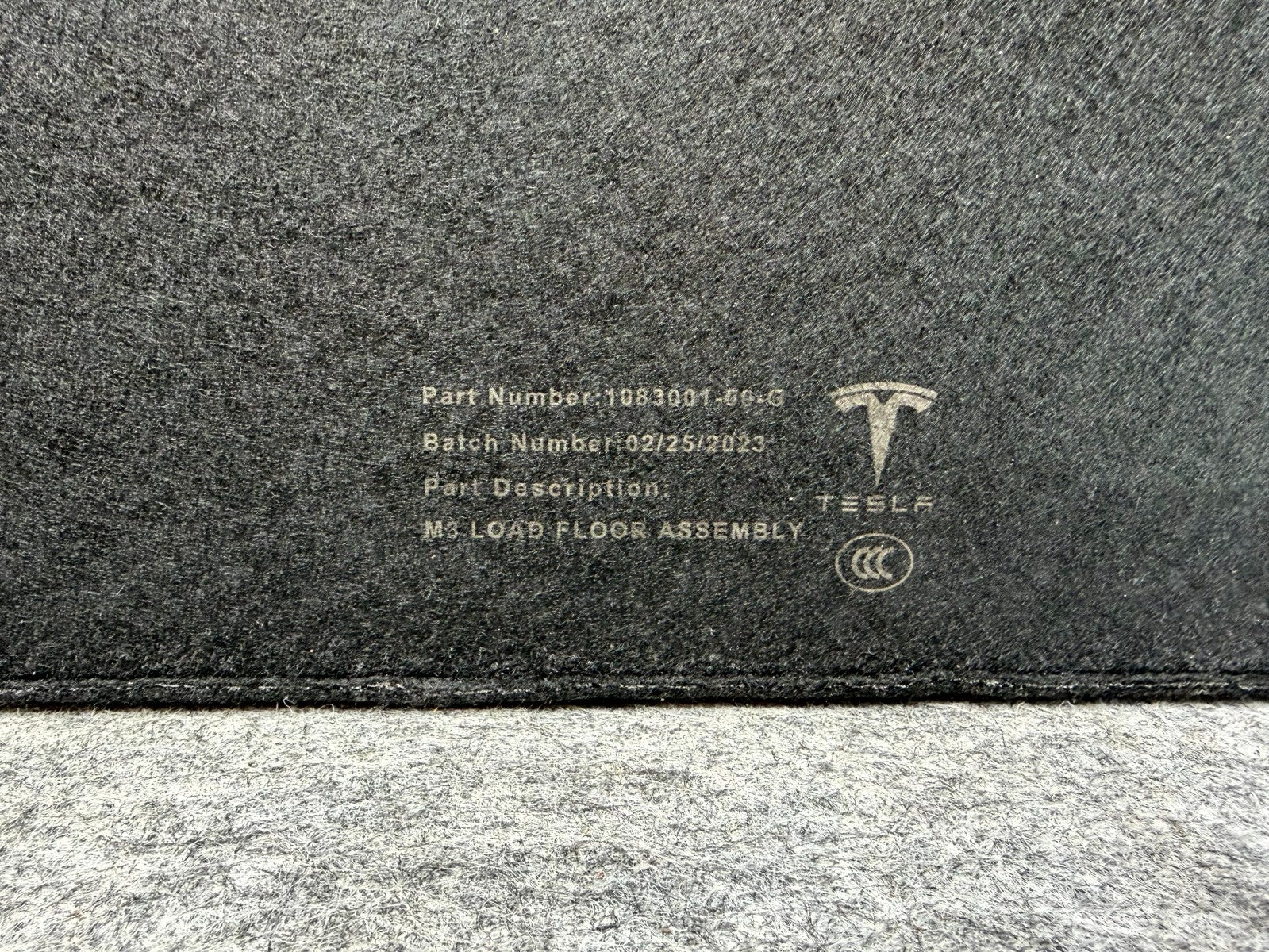 ♦️2017 - 2023 TESLA MODEL 3 REAR TRUNK FLOOR CARPET PANEL OEM, 1083001-00-G