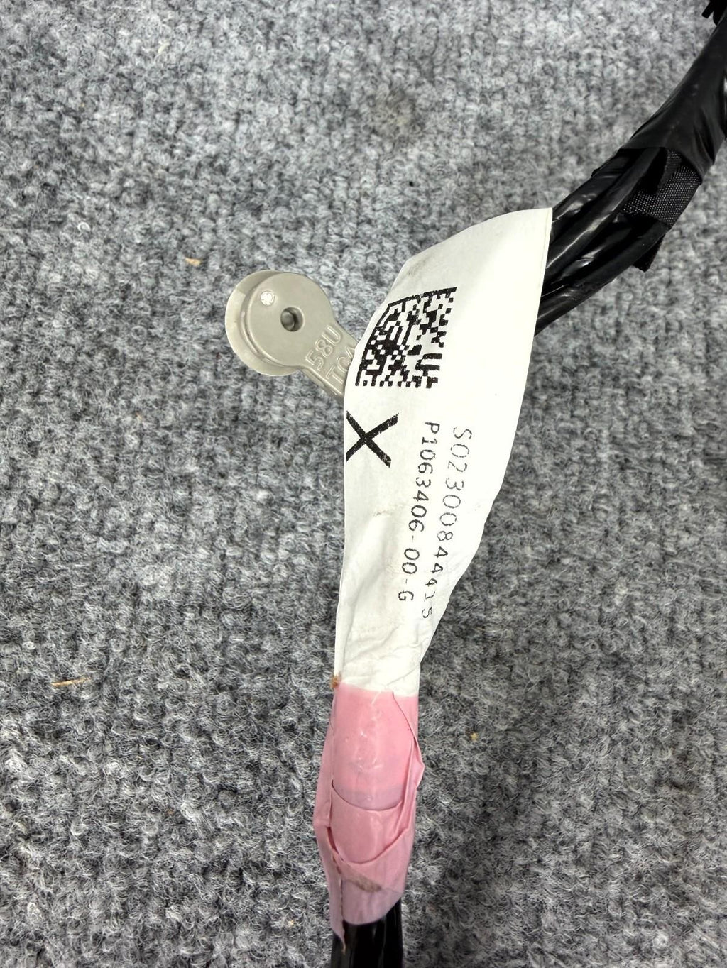 16-23 Tesla Model X Rear Right Cylinder Door Lift Wiring Cable OEM, 1063406-00-G