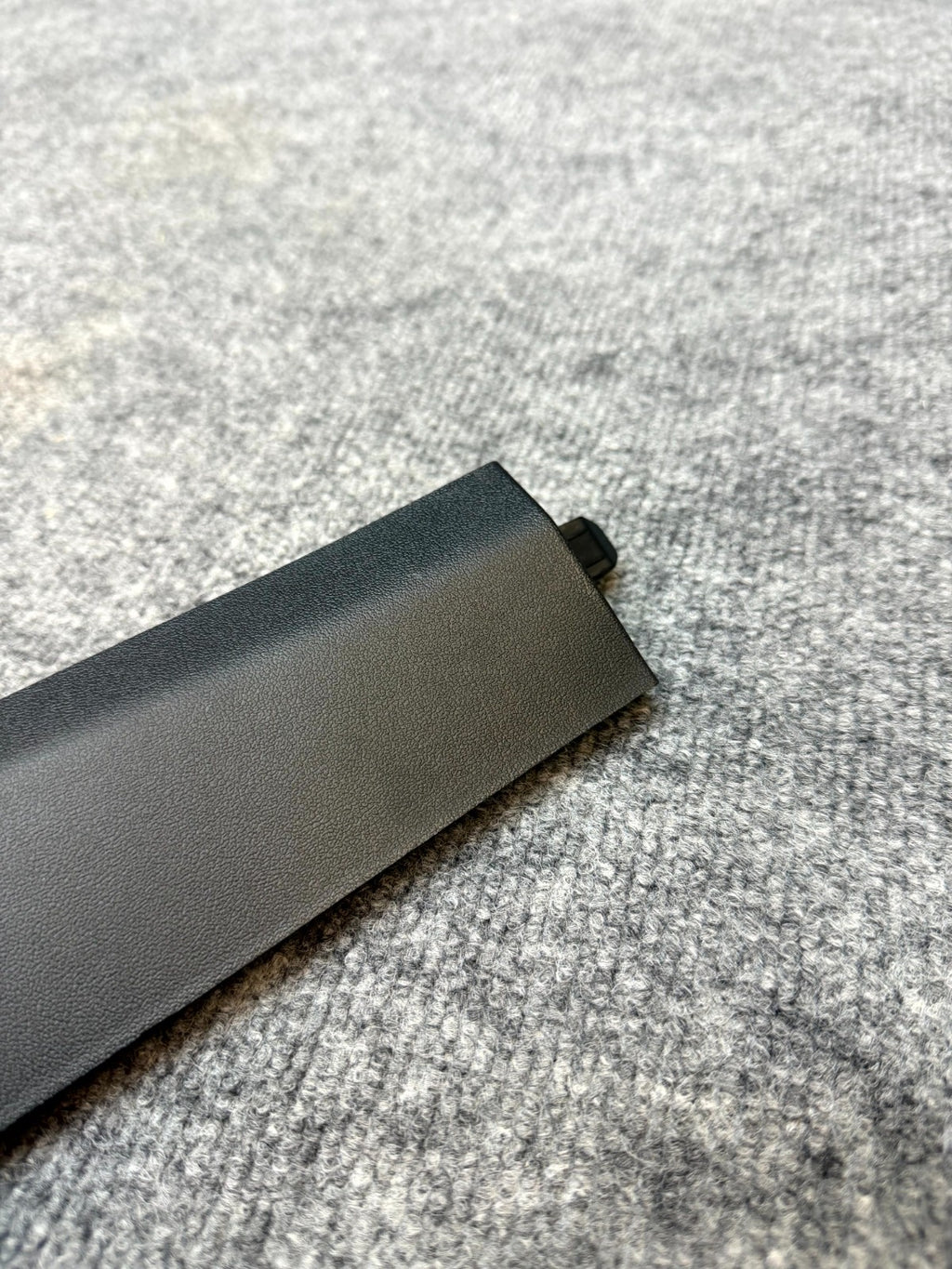 2020 - 2024 TESLA MODEL Y FRONT RIGHT SIDE A-PILLAR TRIM COVER OEM, 1494622-00-C