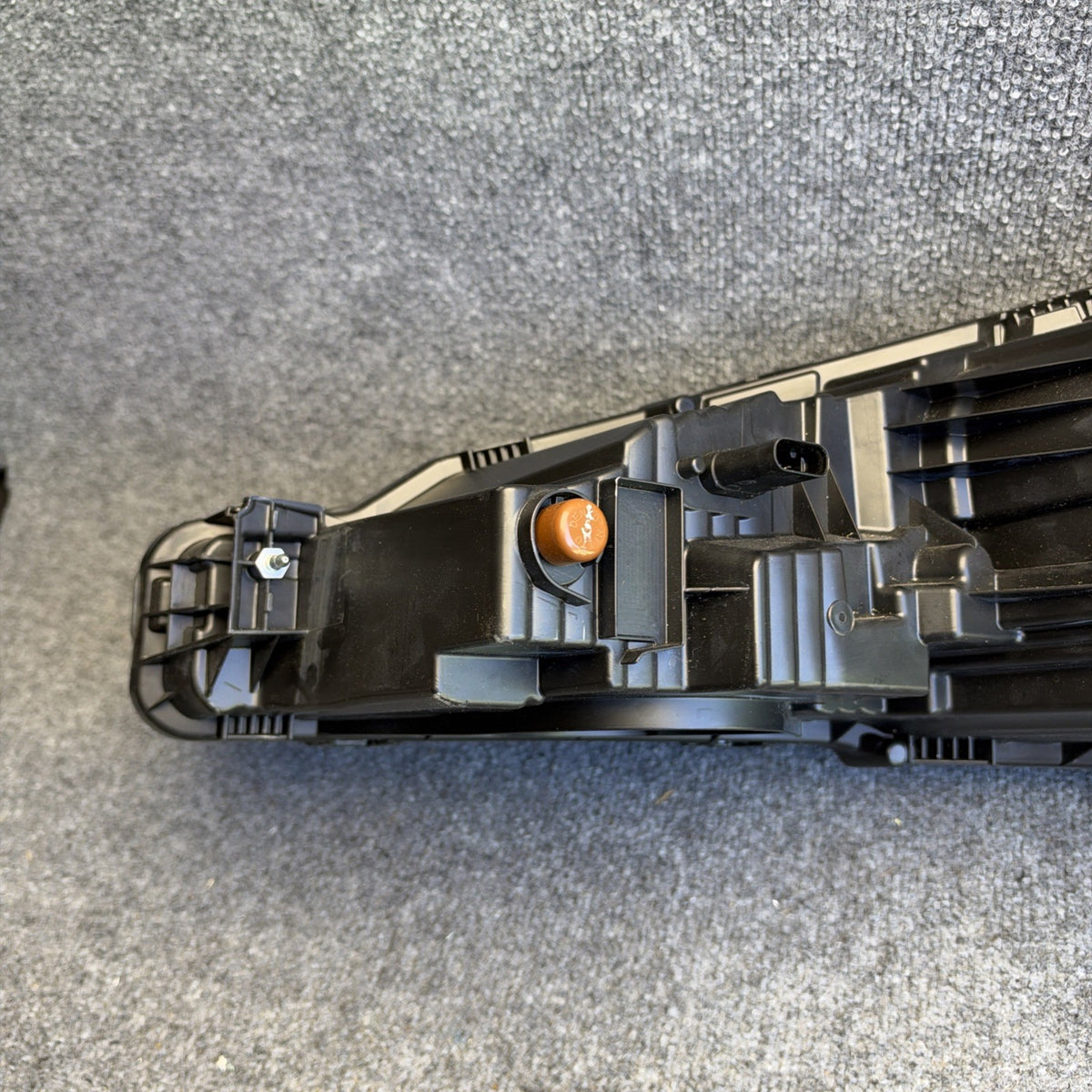 OEM  2026 Tesla Model Y Standard LED Right Passenger Headlight 2074462-00-D