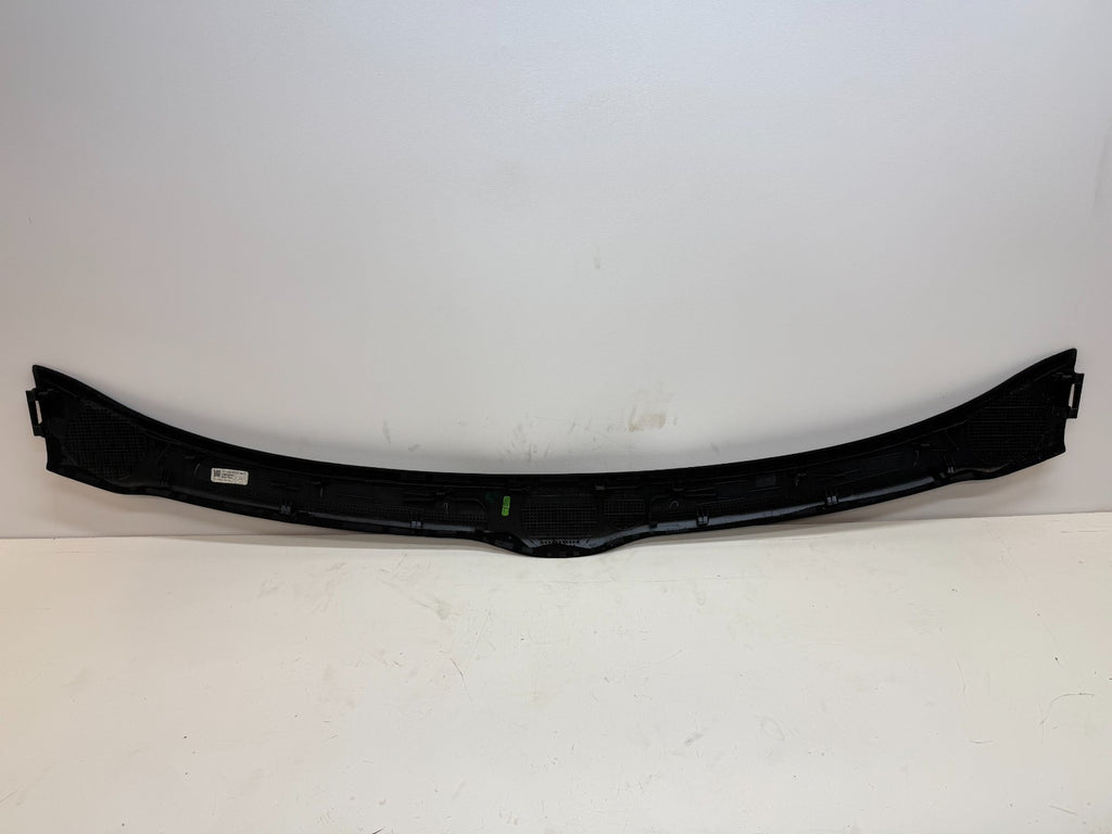2017-2023 Tesla Model 3 Y Panel Defroster Grille Upper Trim 1083390-00-I
