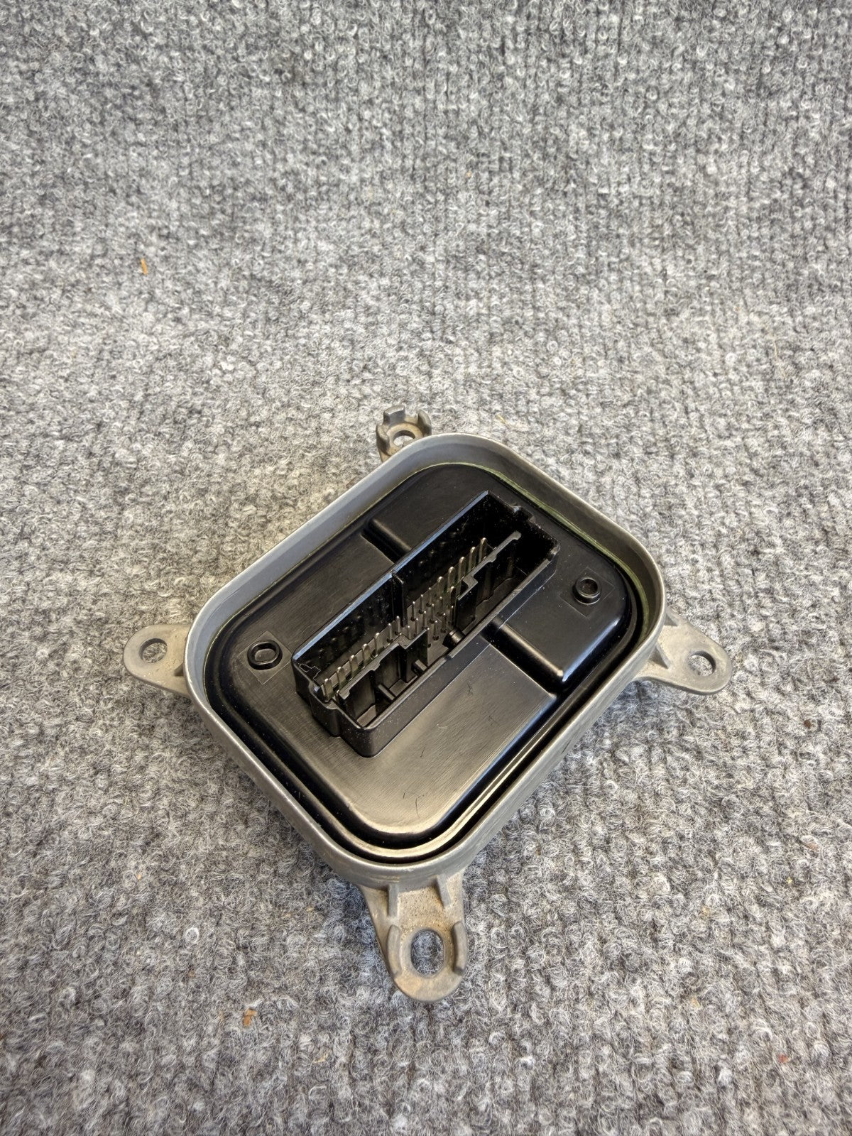 2017-2024 TESLA MODEL 3 Y HEADLIGHT BALLAST CONTROL MODULE UNIT OEM 1532925-09-E