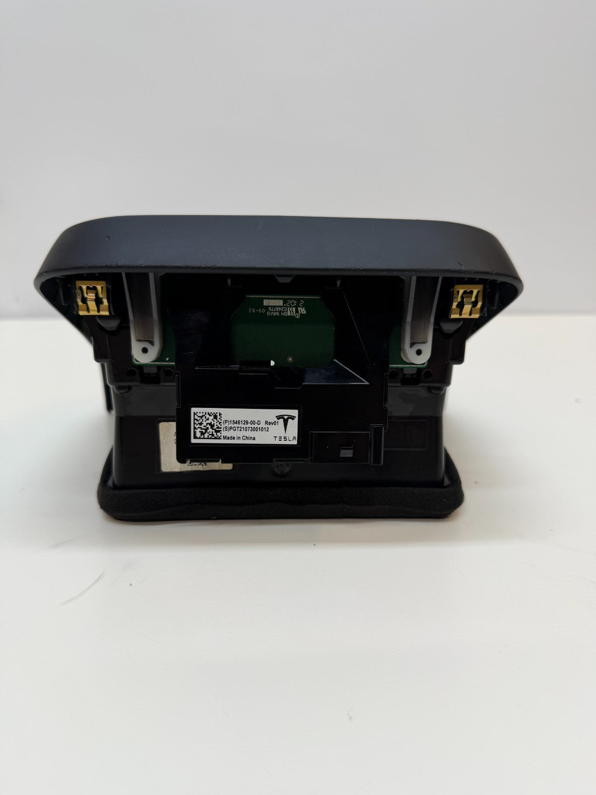 2017–2024 Tesla Model 3/Y Rear Console Air Vent Cover w/ USB Module 1111072-00-E