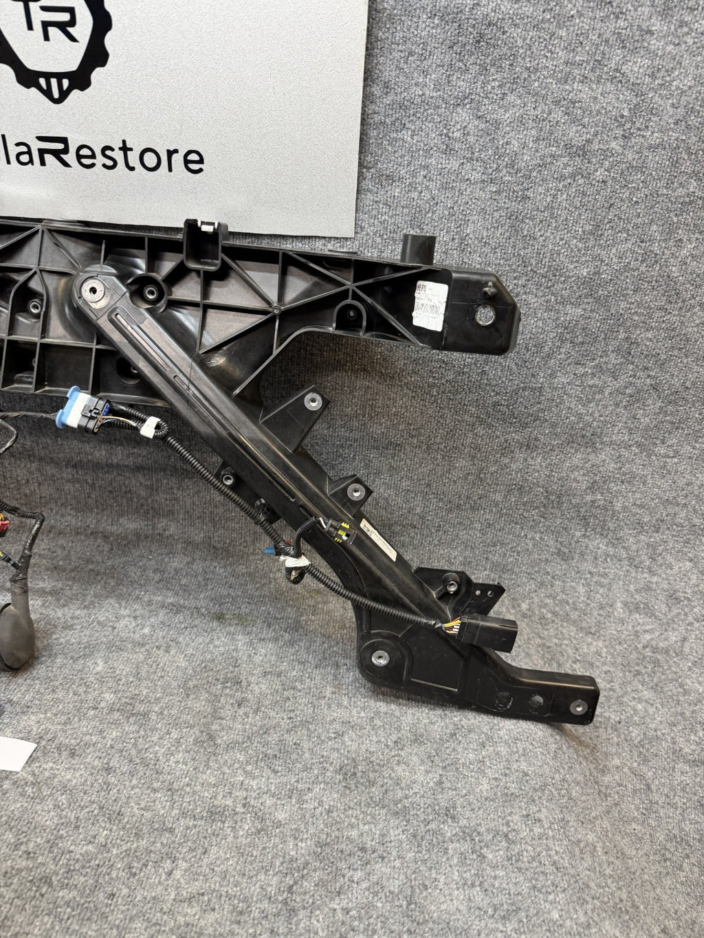 2020-2024 TESLA MODEL Y FRONT END RADIATOR SUPPORT CORE BRACKET OEM,1516277-99-G