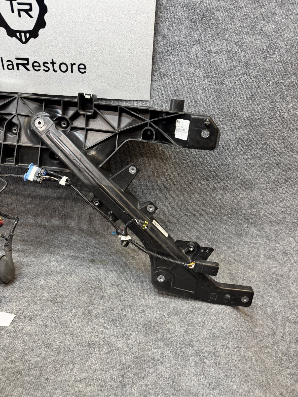 2020-2024 TESLA MODEL Y FRONT END RADIATOR SUPPORT CORE BRACKET OEM,1516277-99-G