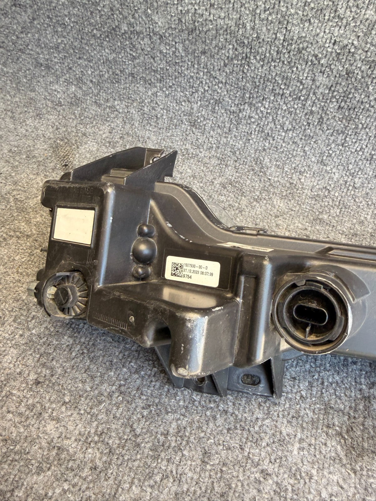 2017-2023 Tesla Model 3 Front Left Driver Side Fog Light Dark Lamp 1507930-00-D
