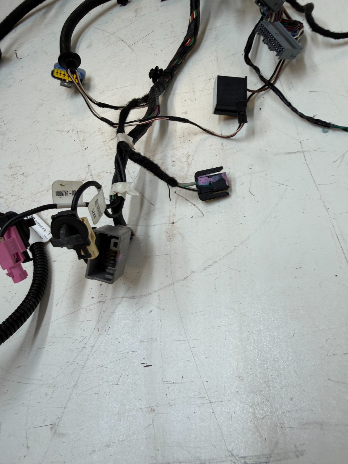 2016-2020 Tesla Model S Front Right Side Door Wire Wiring Harness 1069106-00-B