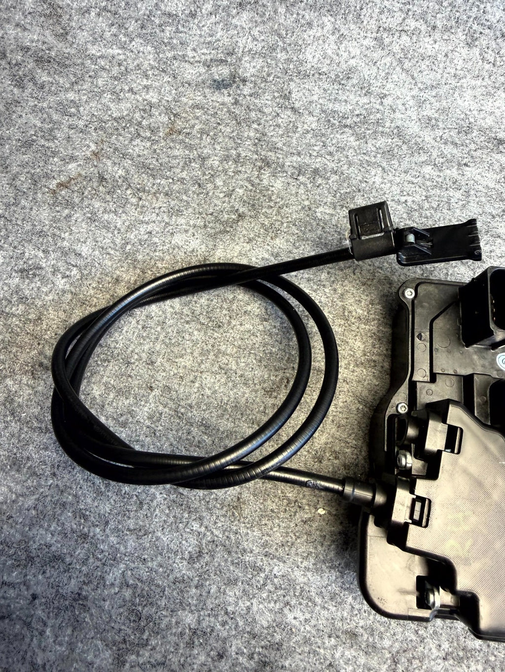 ♦️2012-2020 TESLA MODEL S REAR RIGHT DOOR LOCK LATCH ACTUATOR OEM, 6008914-00-D