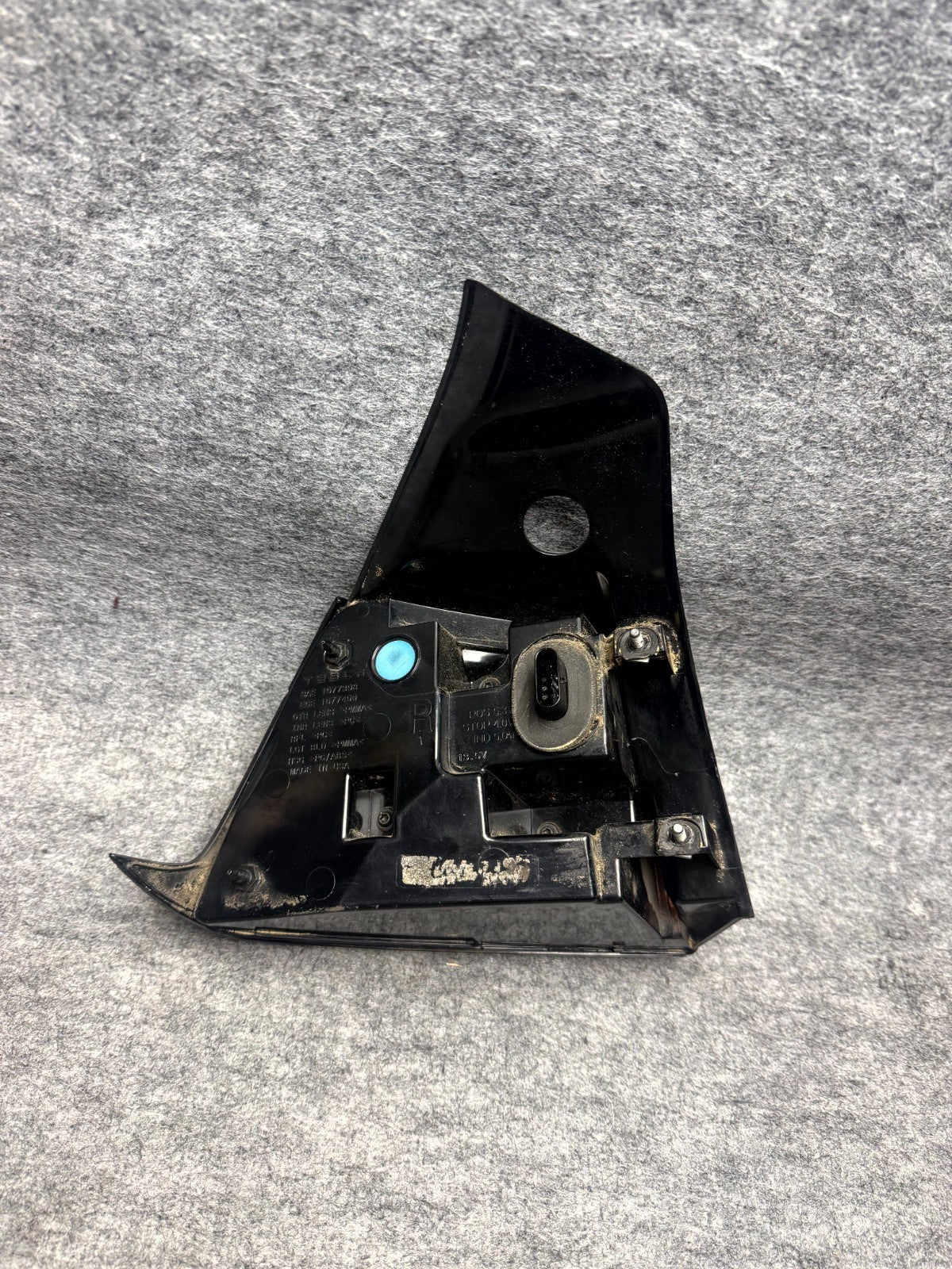 ♦️2017 - 2023 TESLA MODEL 3 REAR RIGHT SIDE TAILLIGHT LAMP OEM, 1077398-00-F