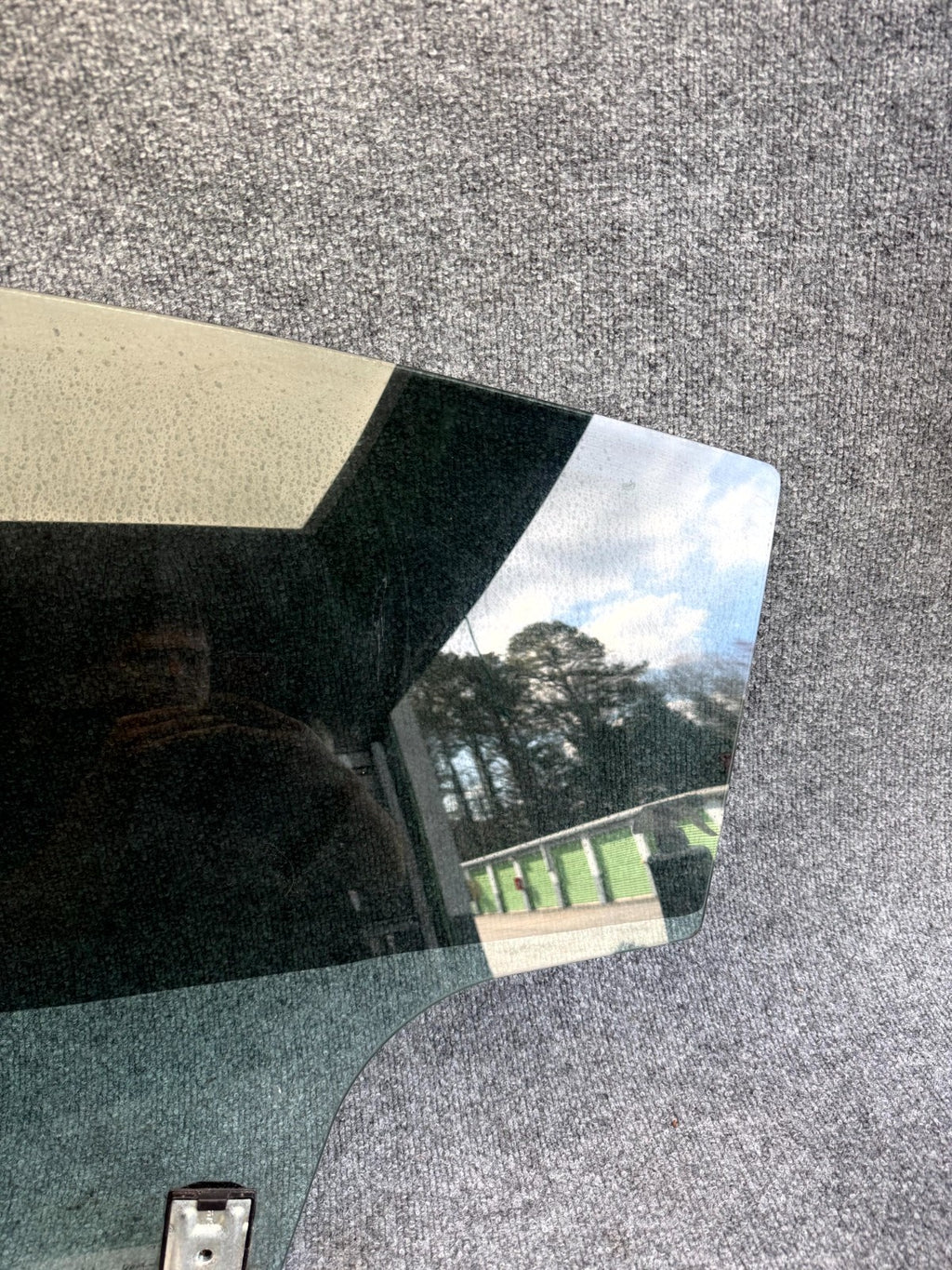 2017-2023 TESLA MODEL 3 REAR LEFT DOOR SHELL PANEL WINDOW GLASS OEM, 43R-014529