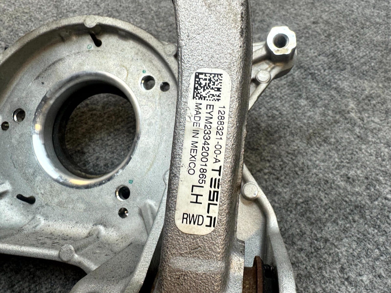 17-23 TESLA MODEL 3 FRONT LEFT UPPER STRUT MOUNT CONTROL ARM SET OEM, 104403200C
