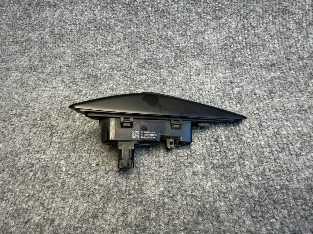 2017 - 2023 TESLA MODEL 3 Y FRONT RIGHT FENDER TURN SIGNAL / CAMERA OEM