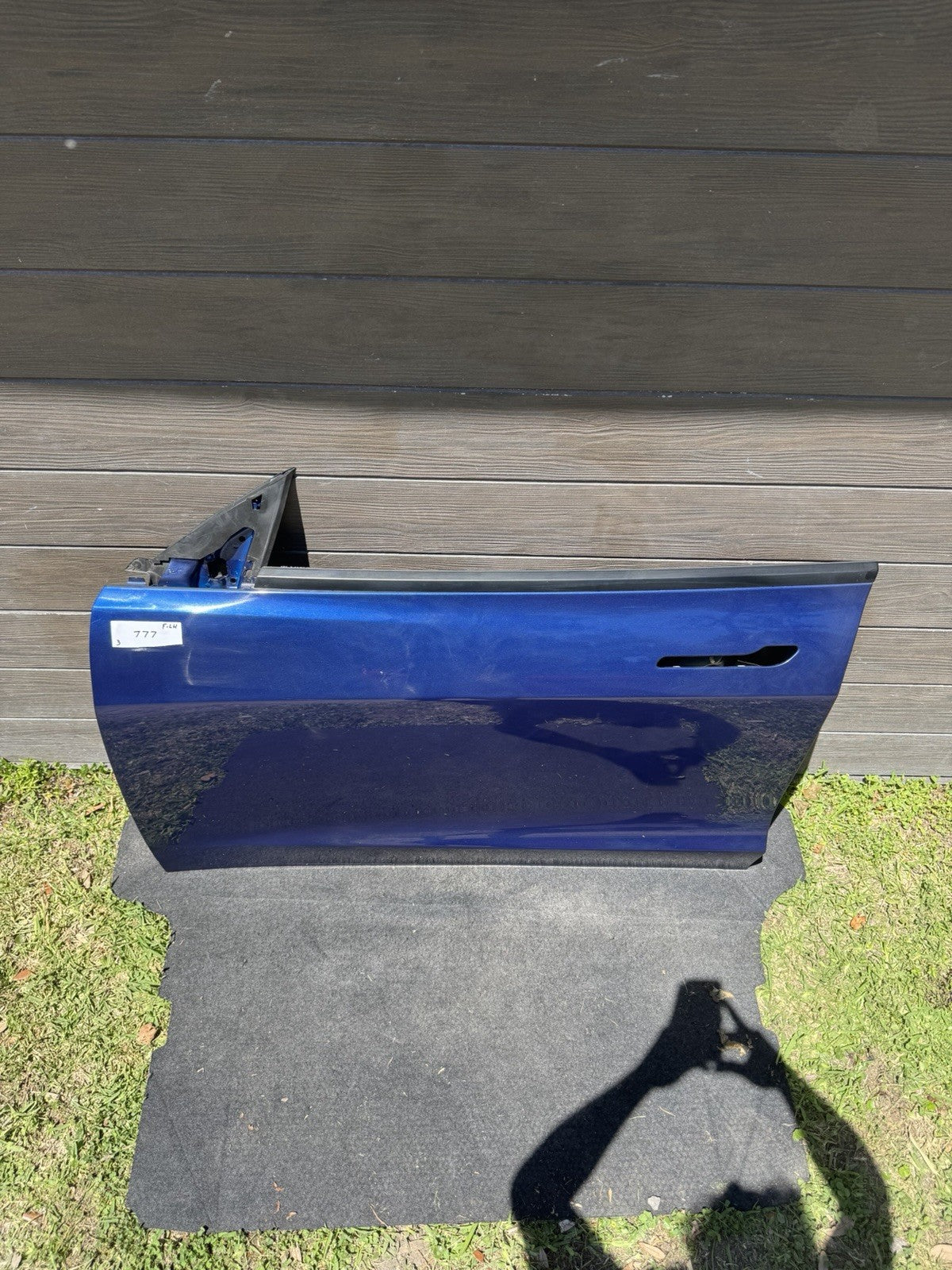 2018 - 2023 TESLA MODEL 3 FRONT LEFT DRIVER SIDE DOOR SHELL BLUE OEM