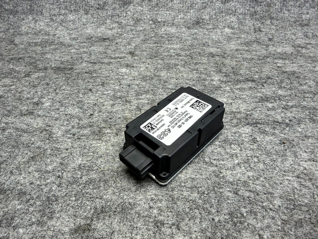 ♦️17-23 TESLA MODEL 3 TIRE PRESSURE MONITORING CONTROL MODULE OEM, 1458965-00-A